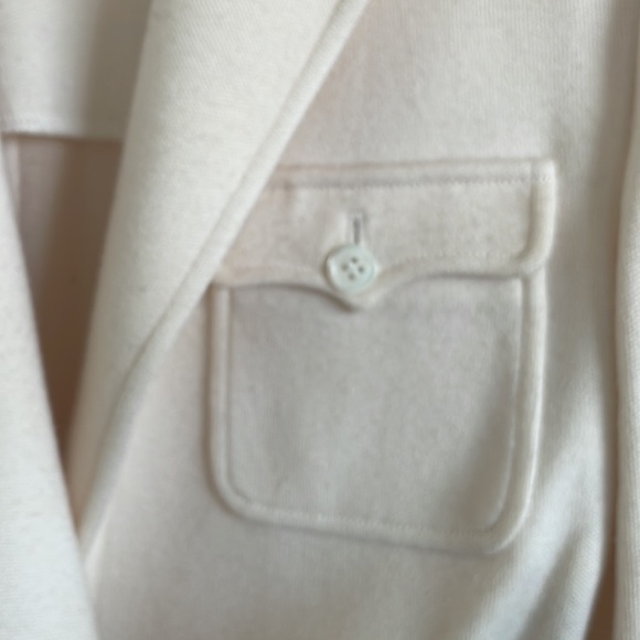 IISLI gorgeous cream colored woven wool knit fitted jacket - Picture 3 of 9